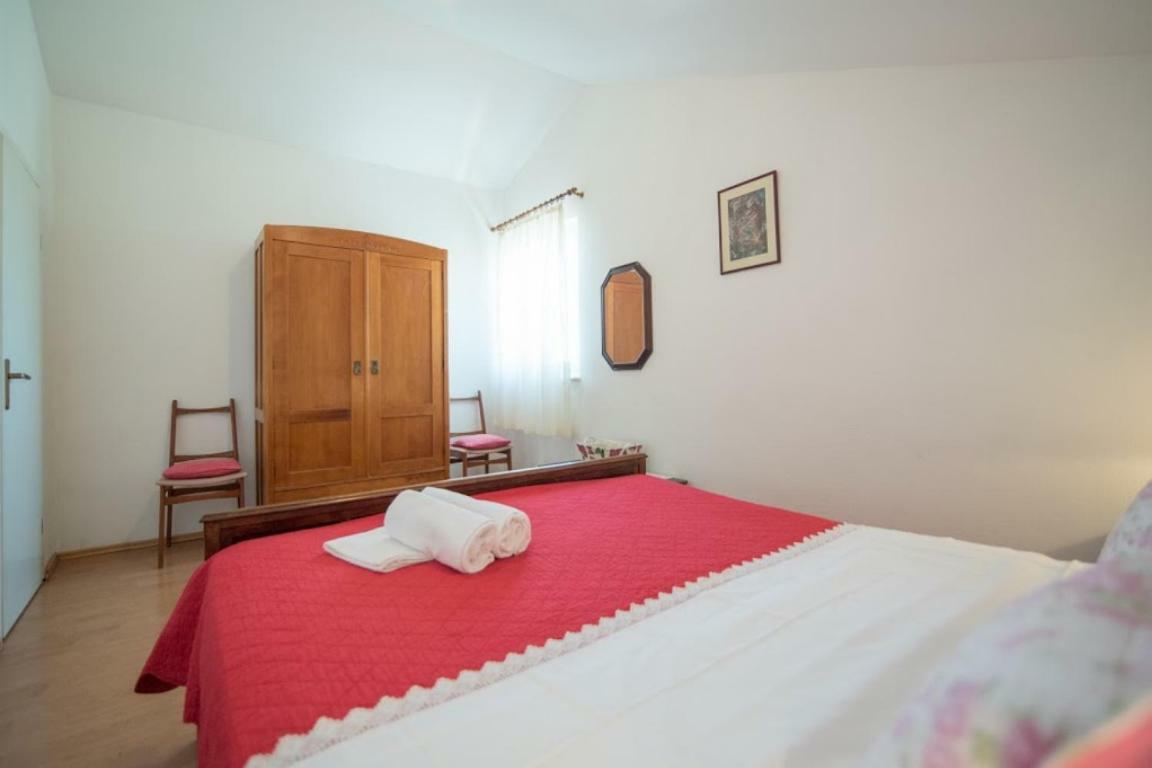 Apartments Petranic Supetar Exterior photo
