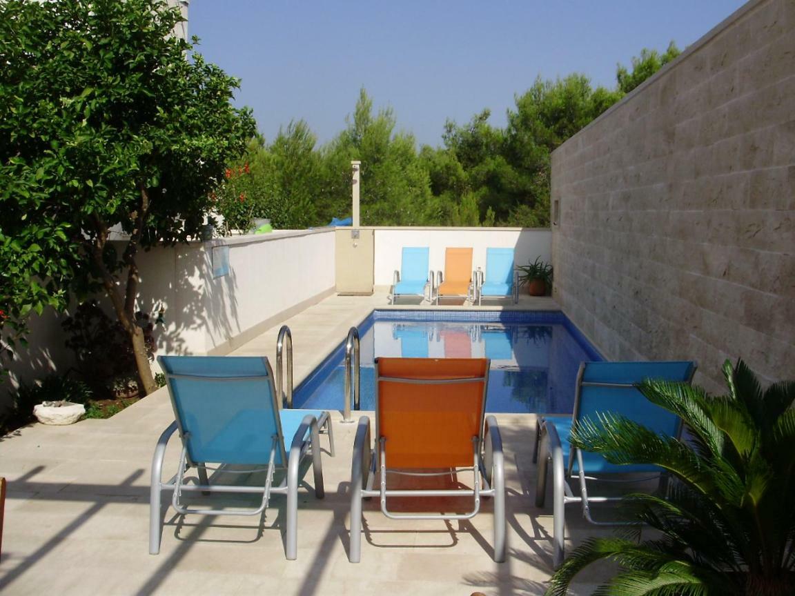 Apartments Petranic Supetar Exterior photo