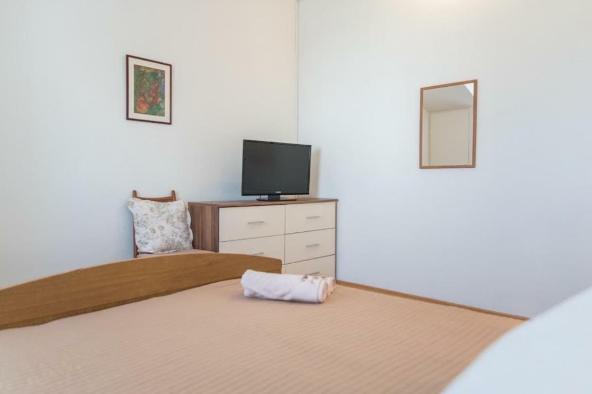 Apartments Petranic Supetar Exterior photo